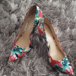 Jessica Simpson Flowered Hells